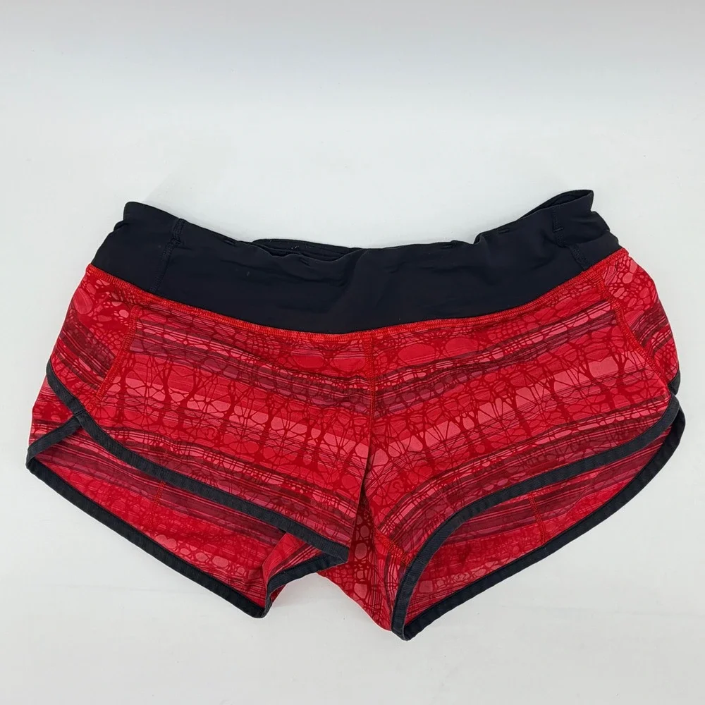Lululemon Shorts Women 6 Red Speed Short Abstract Running Athletic Workout